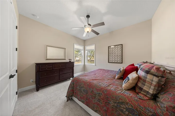 Secondary bedroom