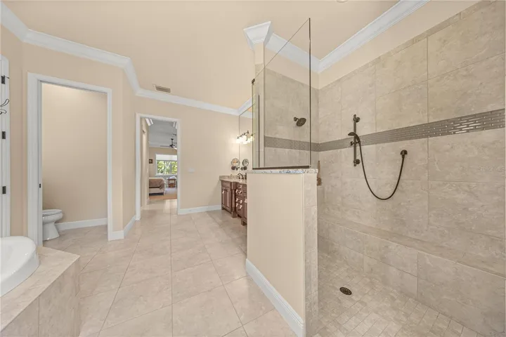 Primary bath