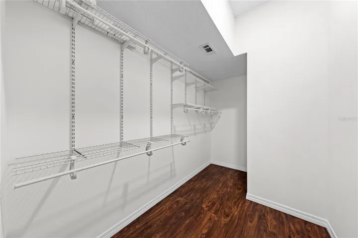 Main house Ensuite bedroom #3 walk in closet