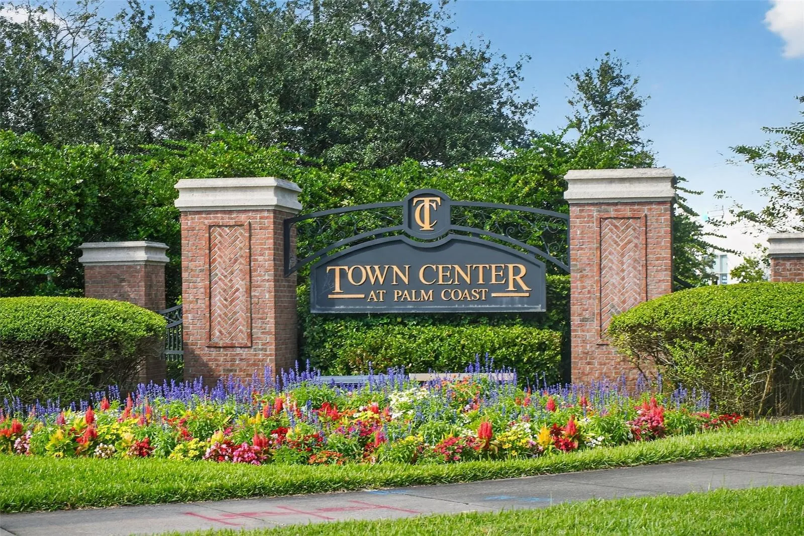 Entrance to Town Center