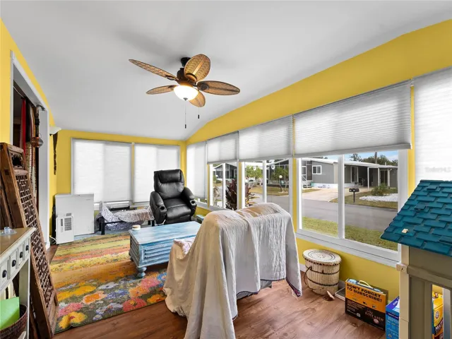 Sunroom_154RarotongaRd_NorthPort_NaturalLight.jpg
