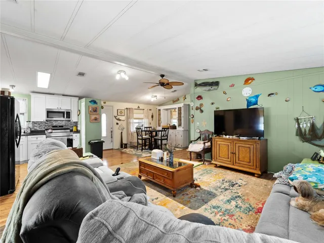 LivingRoom_154RarotongaRd_NorthPort_OpenConcept.jpg