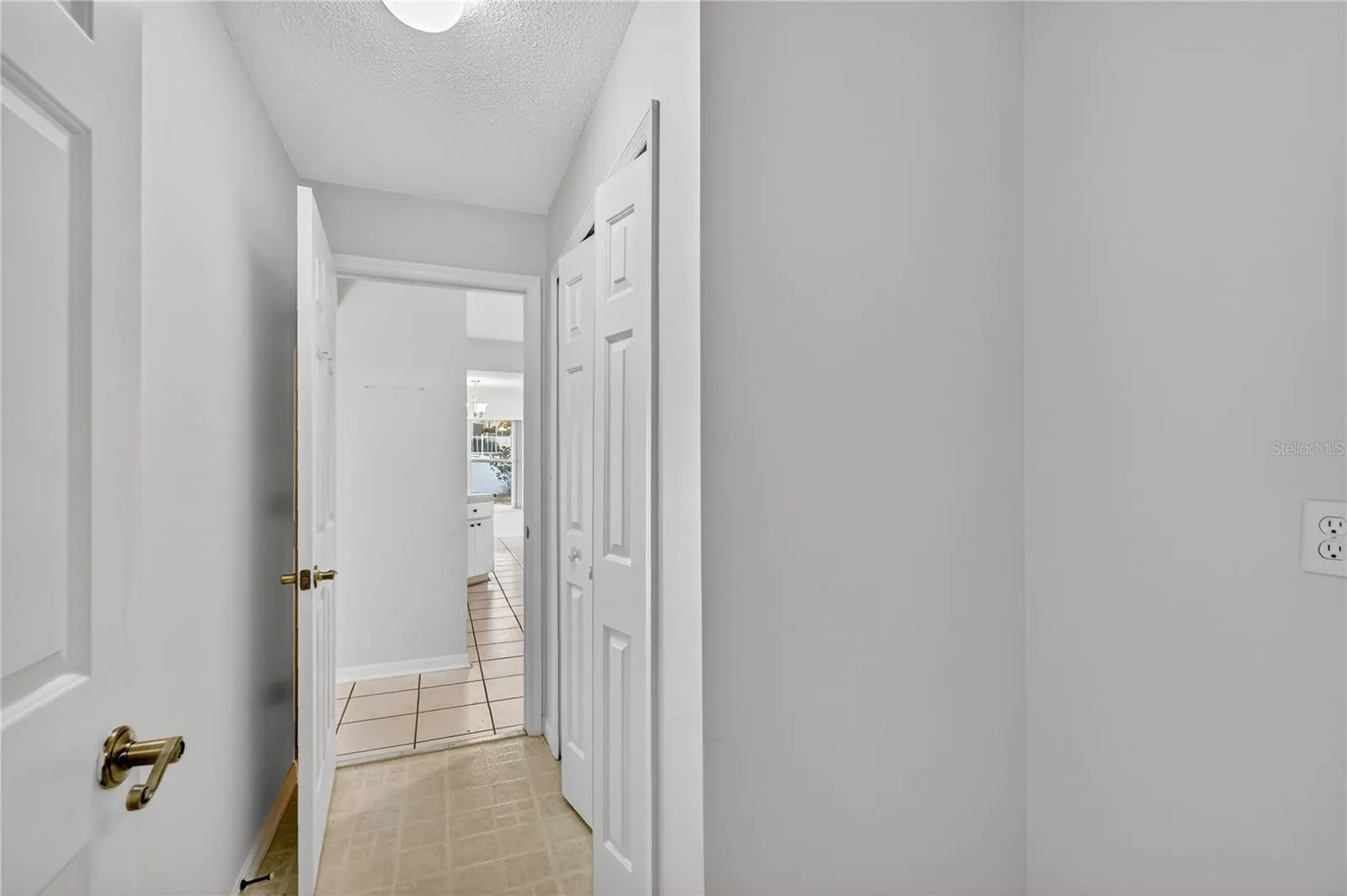 Panty / Mud Room