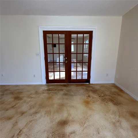 Entry to Florida Room