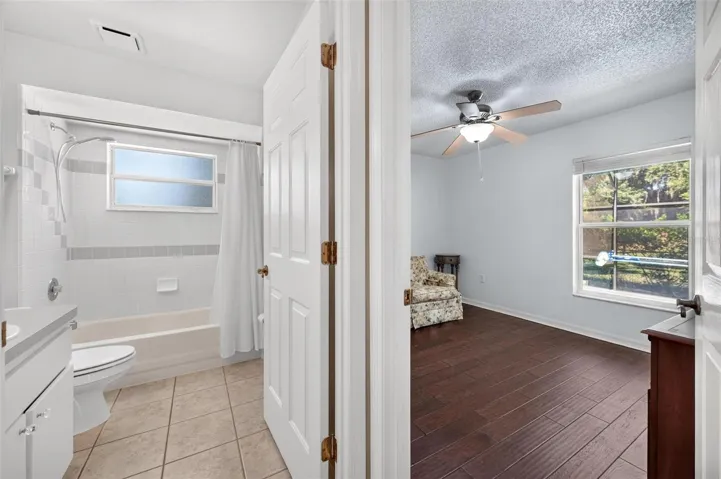 Guest bath & 3rd bedroom