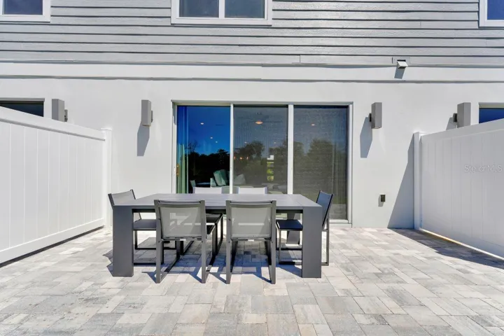 Outdoor Patio with privacy