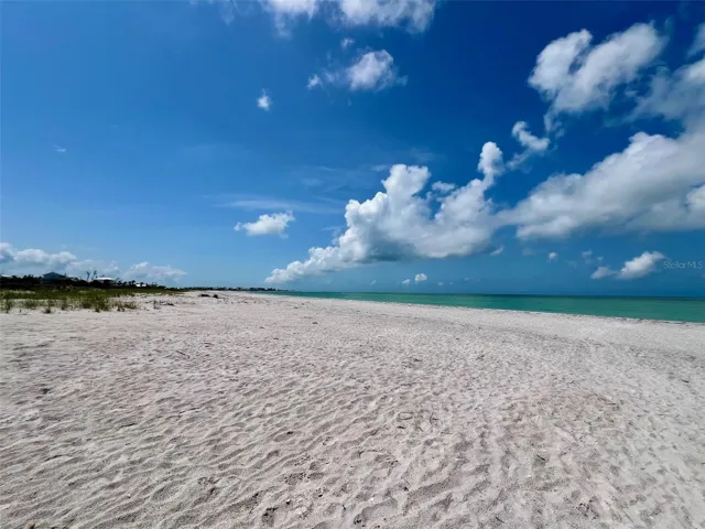 3 1/2 miles of beautiful beach to stroll