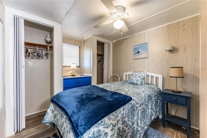 Guest bedroom