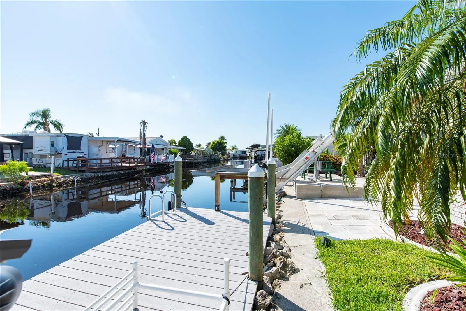 Dock