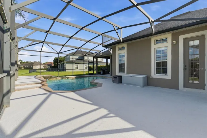 Guest bath doubles as the POOL BATH to the right.