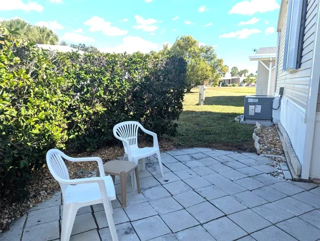 PRIVATE BACK PATIO