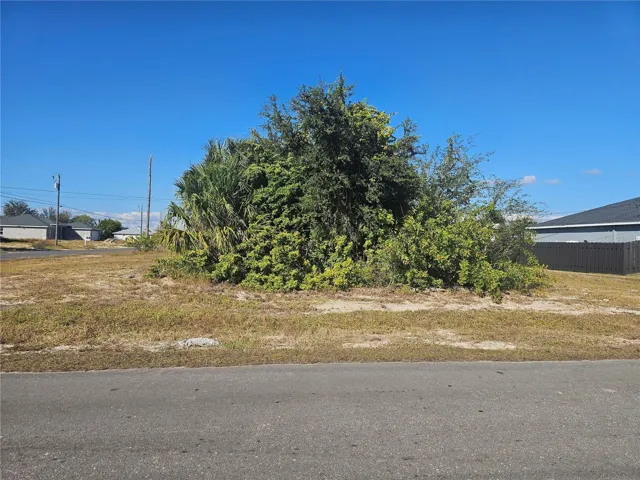 Start enjoying the SW Florida life and leave the hustle of the big time cities behind.