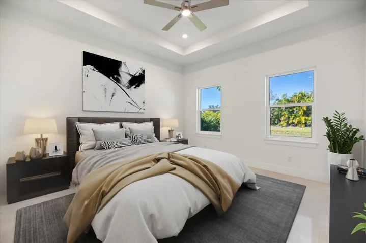 Master bedroom 14 x14, tray ceilings, 2 walk-in closets