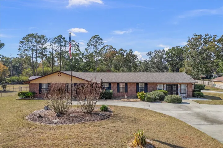 Brick home on 1 Acre Lot