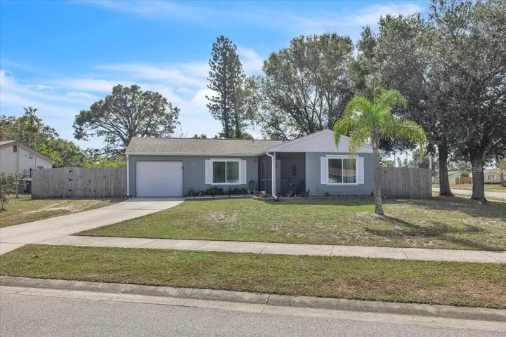 Fresh paint, newer flooring, updated kitchen