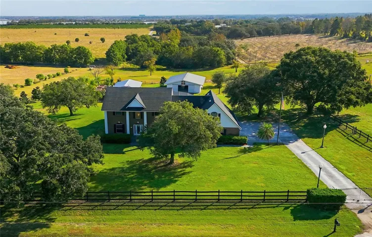 5 Acres Property with a 6 Stall Barn