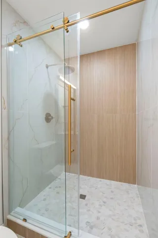 3107 Shower