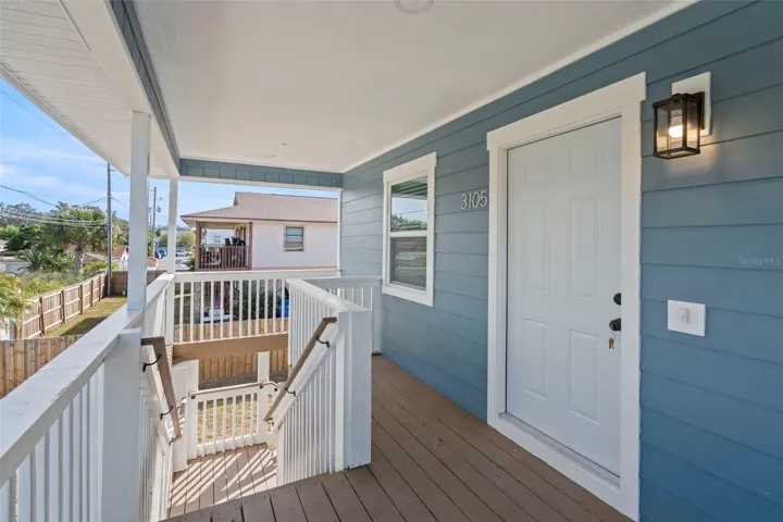 Unit 3105 Entrance & Porch
