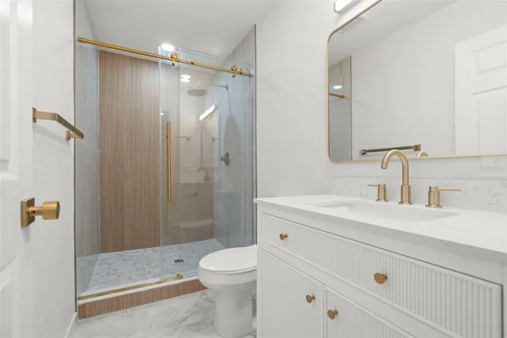 3105 Bathroom