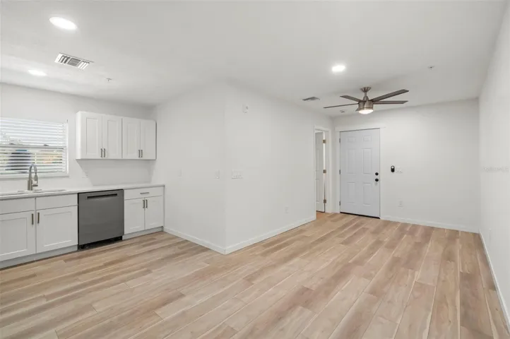 3107 Kitchen/Living