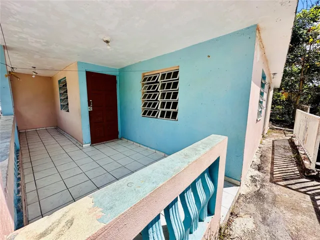 3rd floor balcony