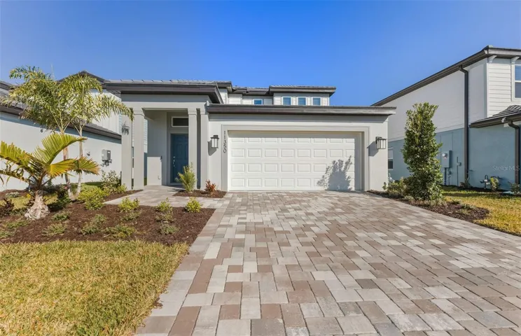 Pinecrest Exterior