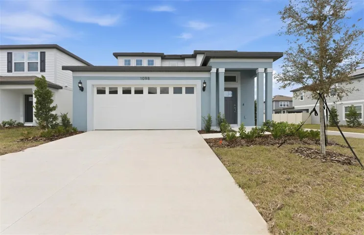 Pinecrest Exterior