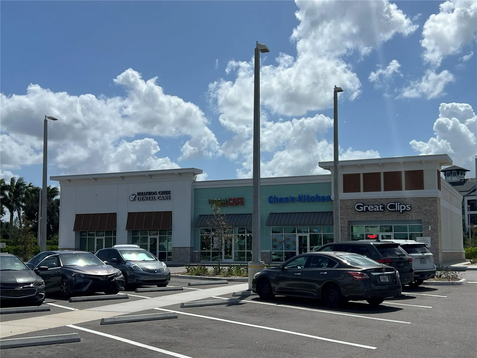 Nearby retailers