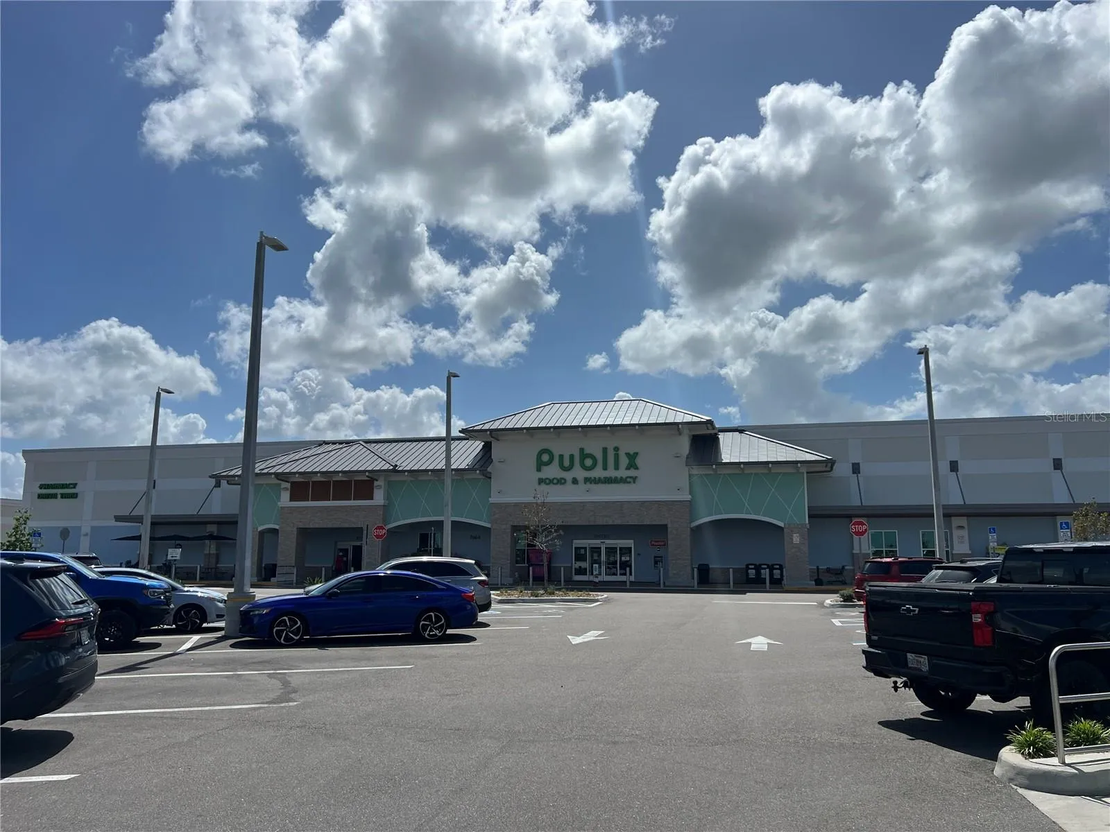Nearby retailers