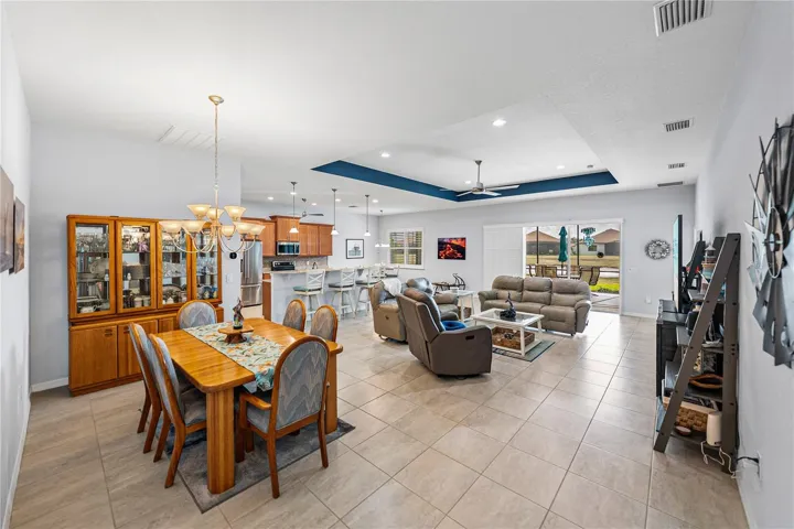 Dining & living room