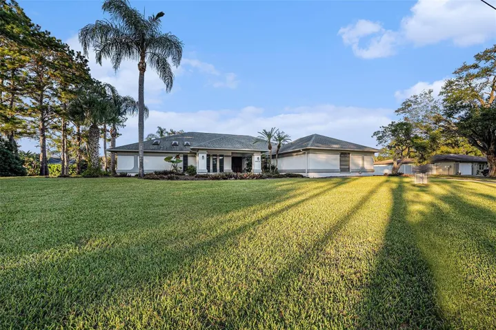 35019 Dolphin Lake