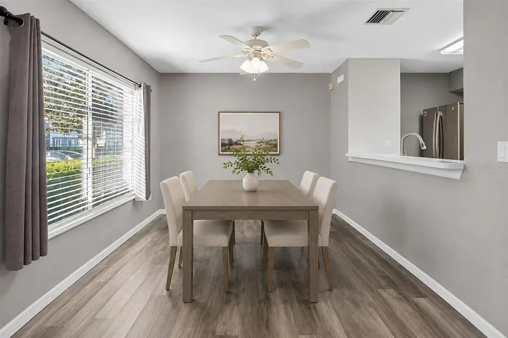 Dinning-Virtually Staged