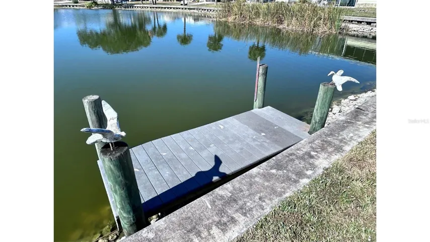6' x 4' private dock