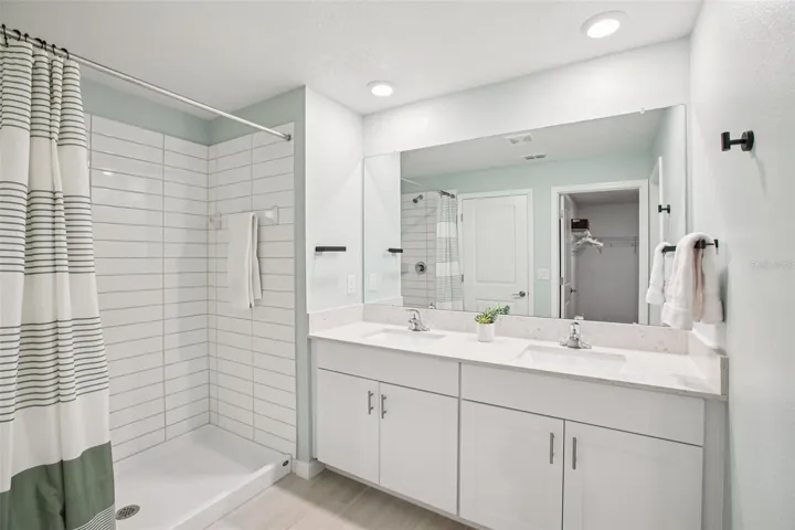 En Suite Shower