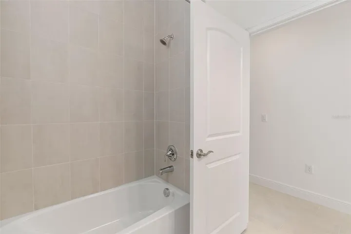 2nd Full Bathroom