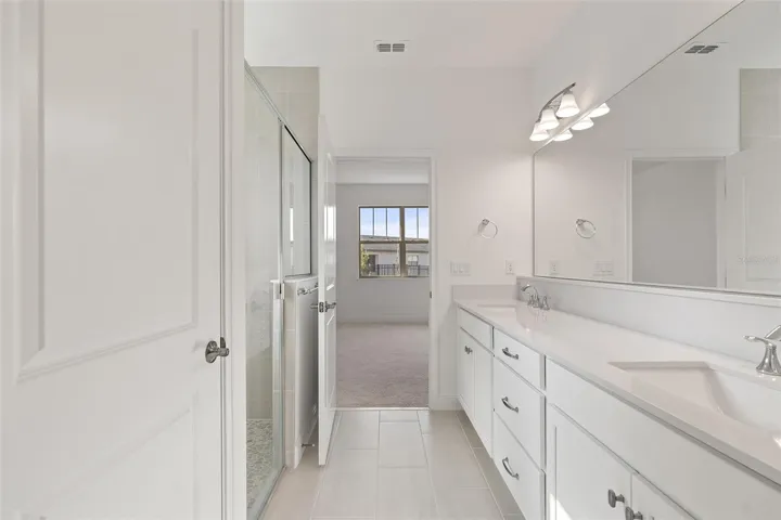 Owner's En-suite