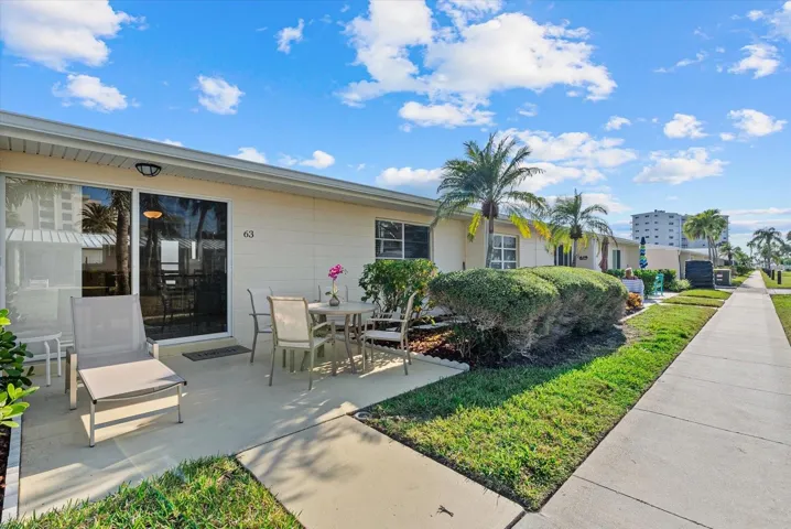 Welcome home to Unit 63 at Jamaica Royale!