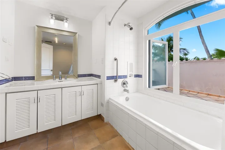 Second-level bathroom