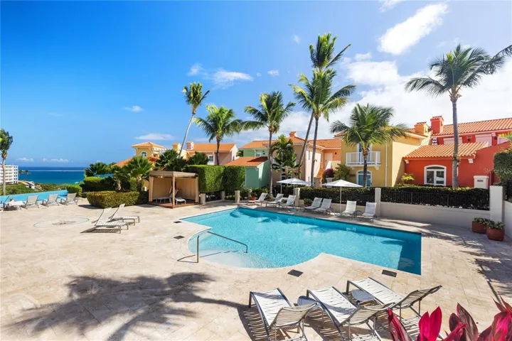 Las Casitas 1 swimming pool
