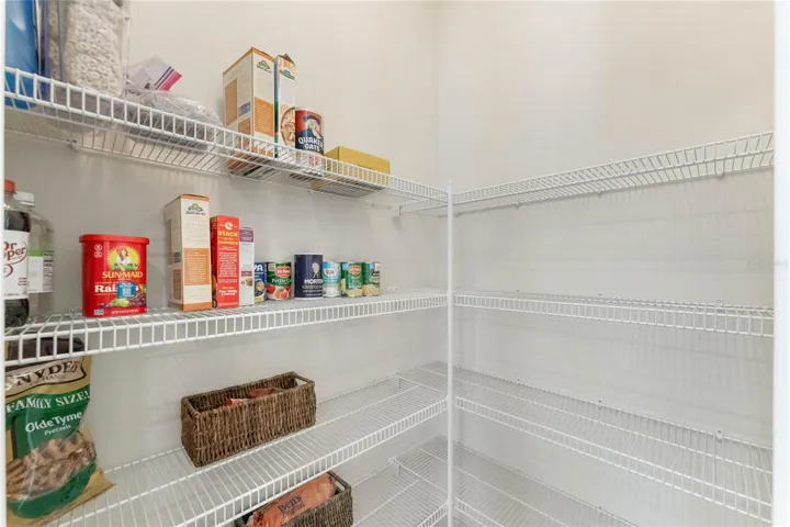 Walk-in Pantry
