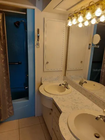 1170