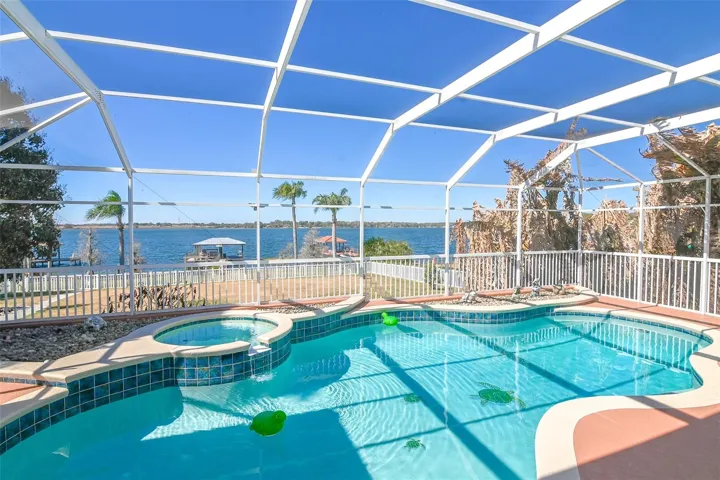 Pool/Spa/Lanai
