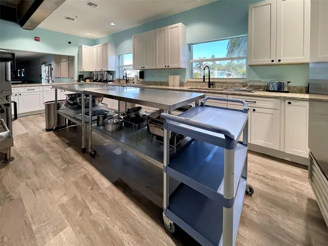 UPDATED BEAUTIFUL CLUBHOUSE KITCHEN