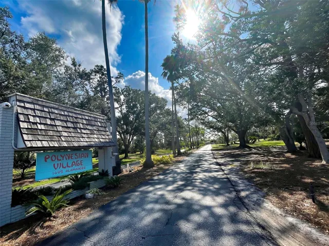 FOLLOW THE PATH TO YOUR WINTER GETAWAY!