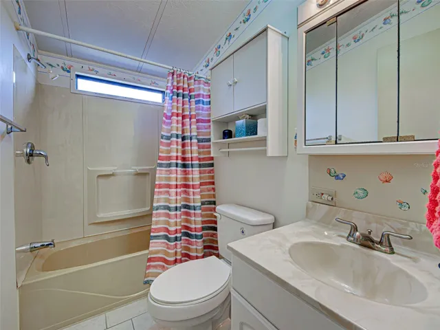 GUEST BATHROOM