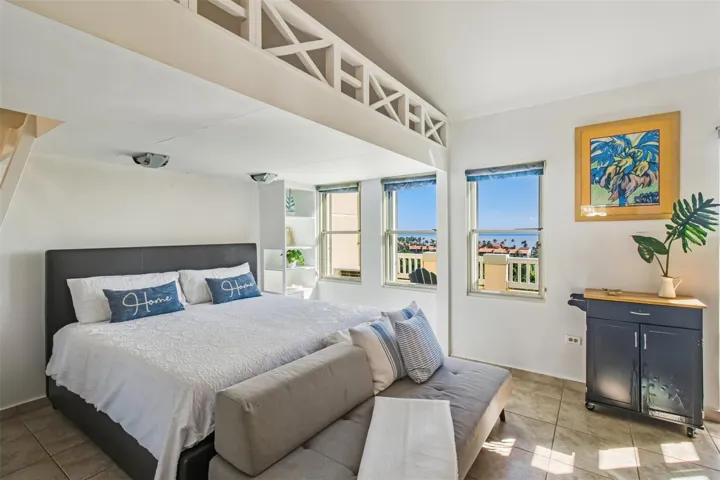 Palmanova Village PH 4-303 | Top Level Suite