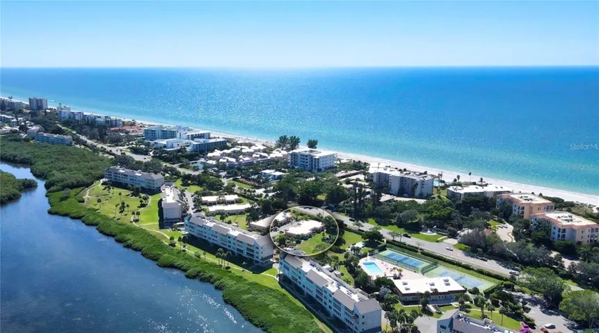 Windward Bay Beach and Bay Access