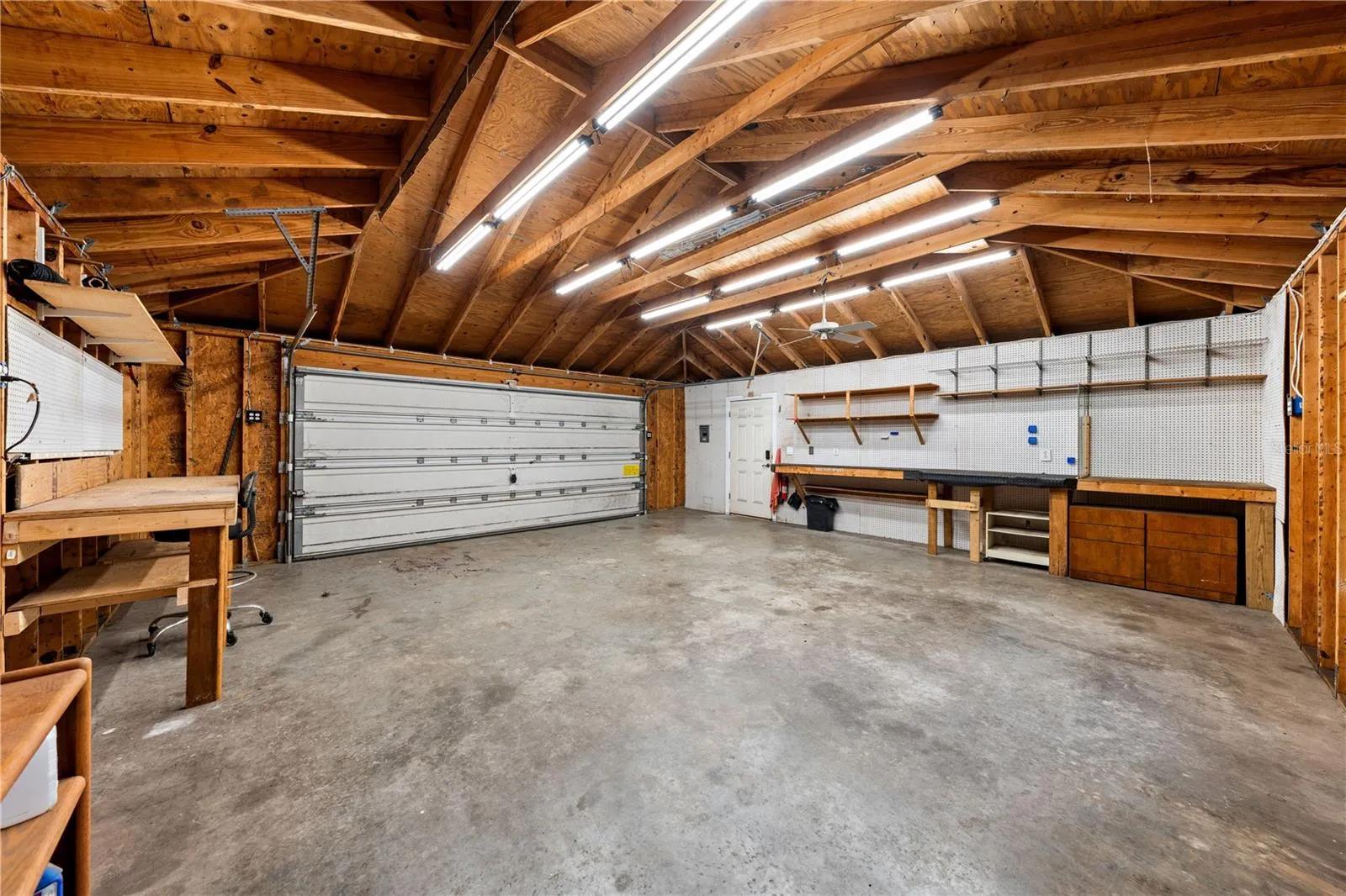 Detached Garage