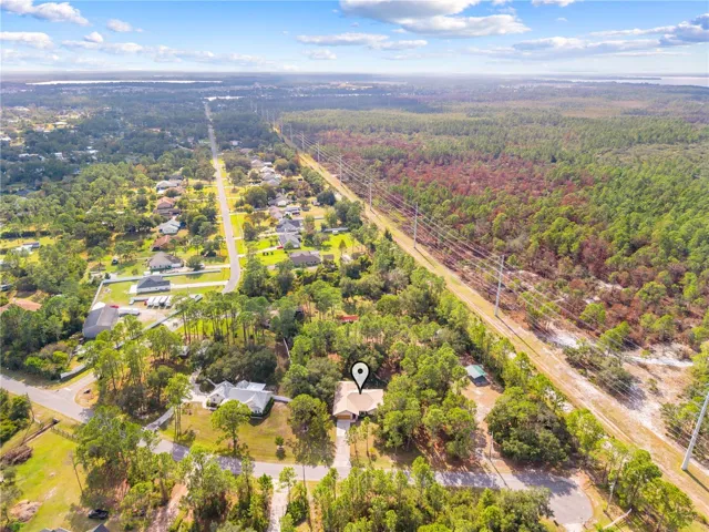Lake Lizzie Preserve is your neighbors!