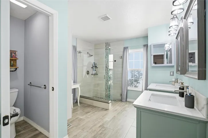 Ensuite